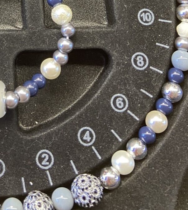 Ieder een eigen ketting